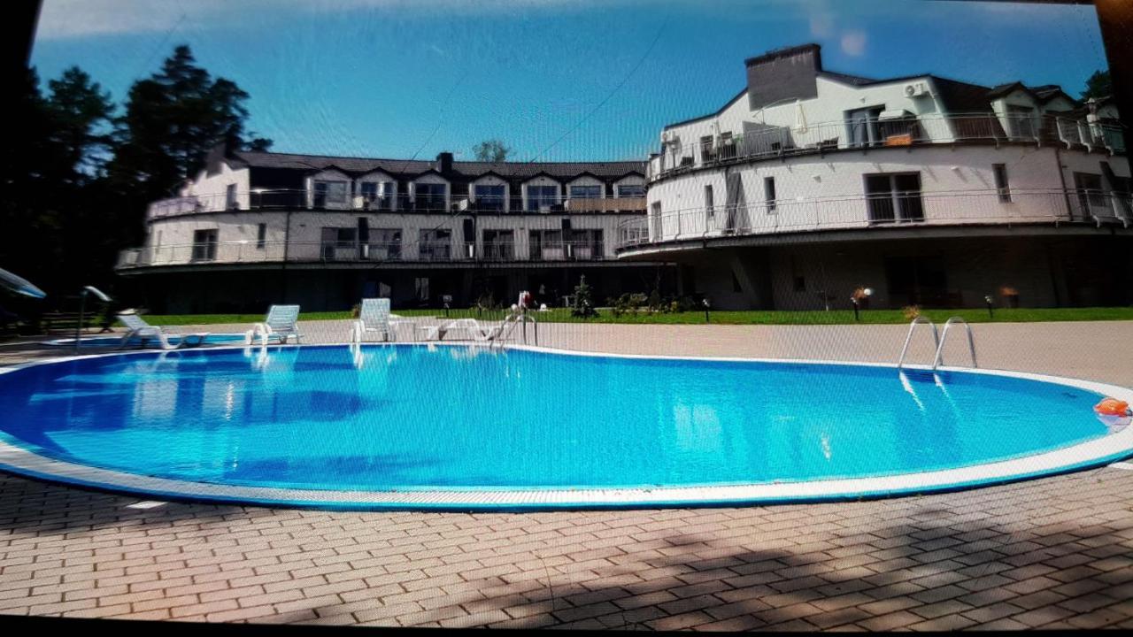 Romantyczny Apartament Happy 16 Basen & Kort Tenisowy, Ochrona 24 H - Dla Maksymalnie 6 Osob Pobierowo Dış mekan fotoğraf