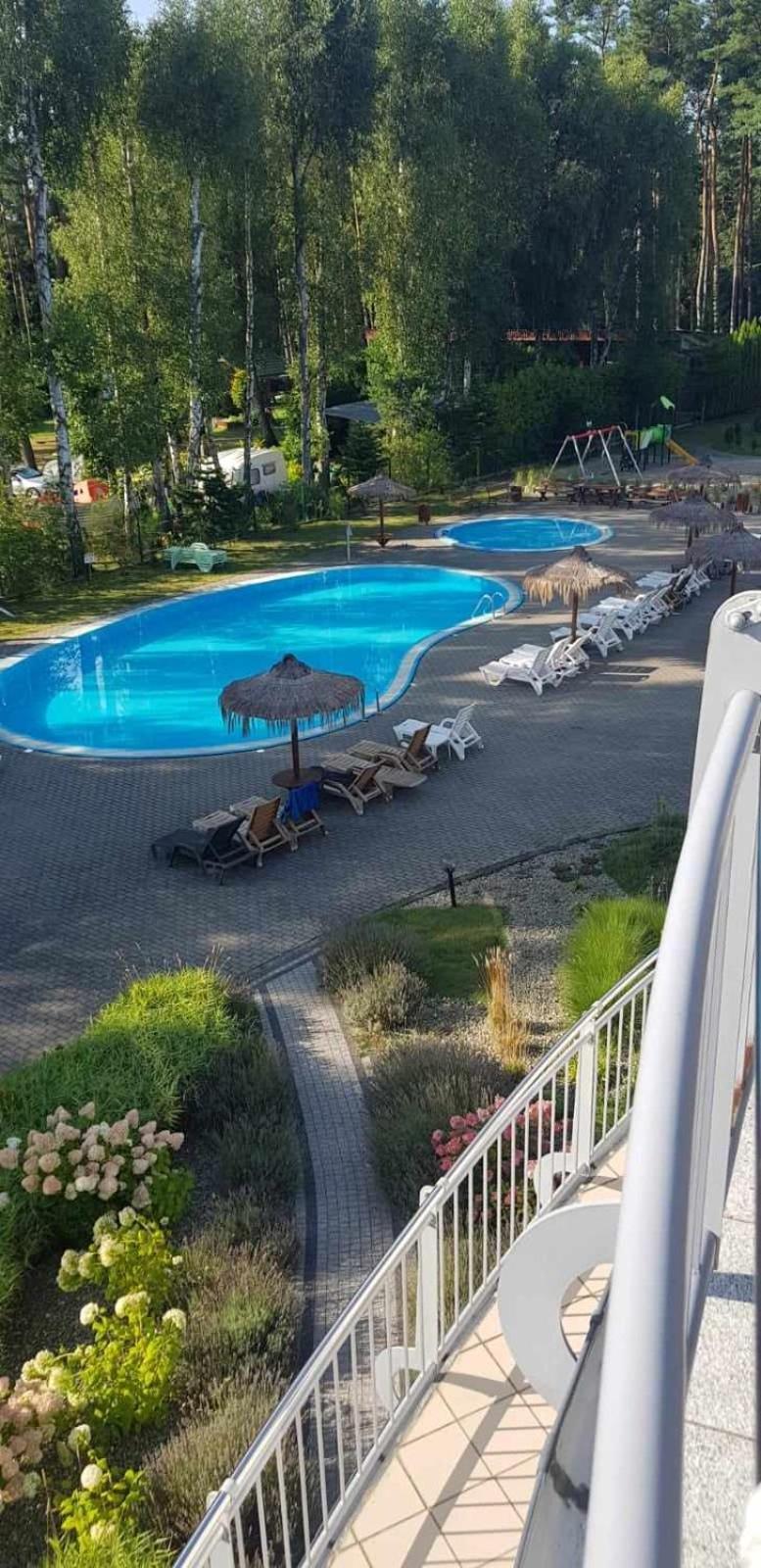 Romantyczny Apartament Happy 16 Basen & Kort Tenisowy, Ochrona 24 H - Dla Maksymalnie 6 Osob Pobierowo Dış mekan fotoğraf